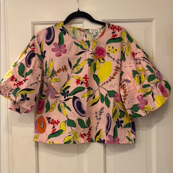 Colorful Floral Puff Sleeve Top - Picture 1 of 4